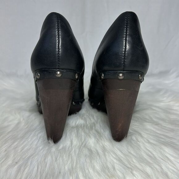 Anthropologie Seychelles Black Leather Studded Clog Style Heels Sz 6.5 - Picture 3 of 6